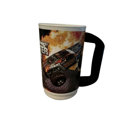 2009 Whirley DrinkWorks Monster Jam Truck Cup Grave Digger & Maximum Destruction - Picture 10 of 14